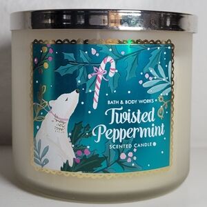 Bath & Body Works Twisted Peppermint Candle